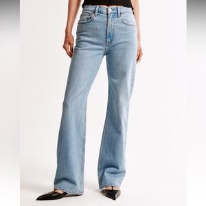 Abercrombie & Fitch 90s relaxed jean high rise